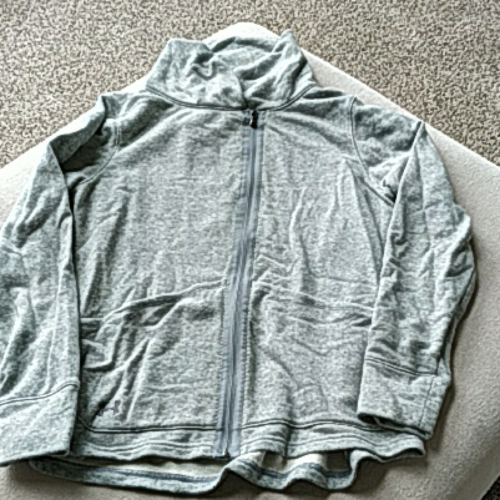Women's Under Armour zip-up sweatshirt L